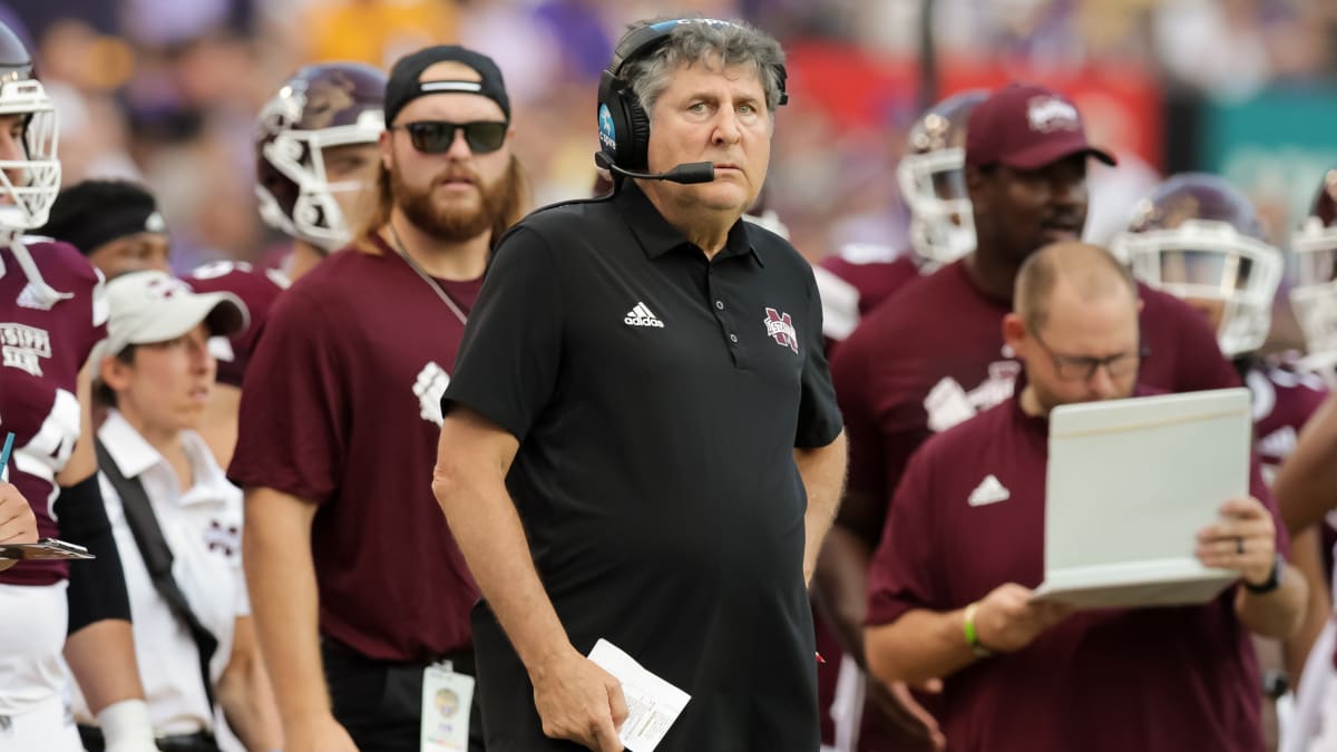 Mississippi State’s Mike Leach Pulls Off a Coaching Move You’ve Never Seen Before