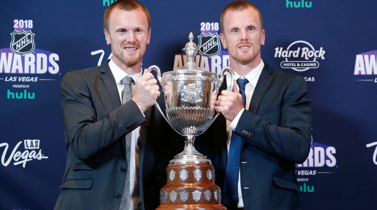 Sedin Twins Luongo Alfredsson To Be Inducted Into Hockey Hof