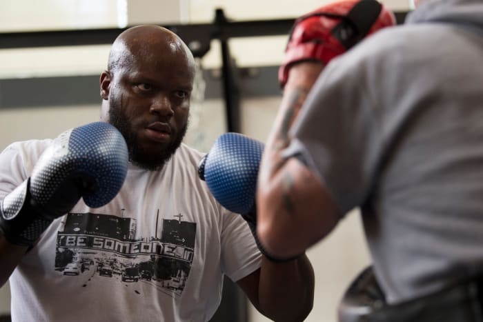 derrick-lewis-training.jpg