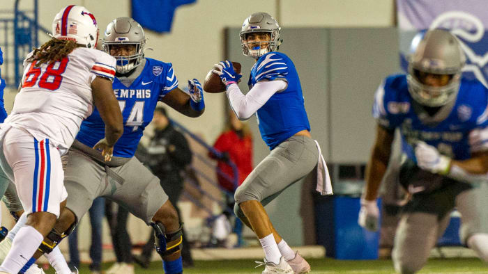 SMU Loses First Game Of Season At Hands Of Memphis QB Brady White