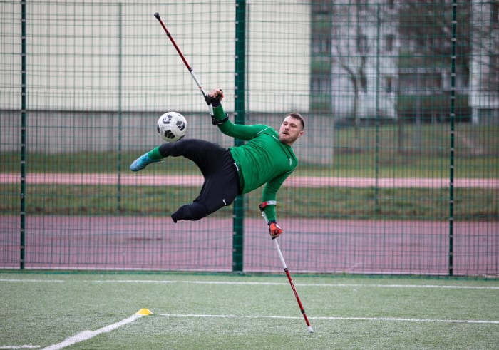 Polish Amputee Marcin Oleksy Wins 2022 FIFA Puskas Award Futbol On