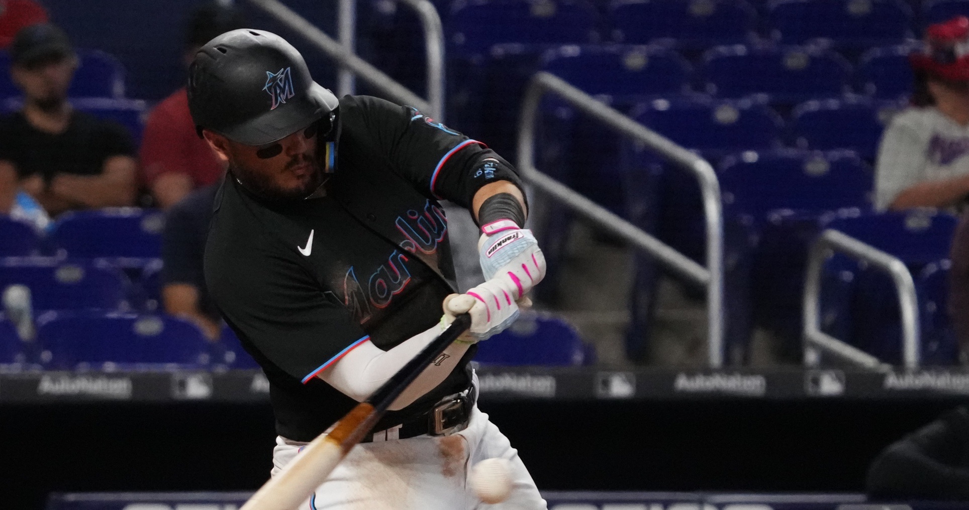 Miami Marlins Trade Shortstop Miguel Rojas To Los Angeles Dodgers