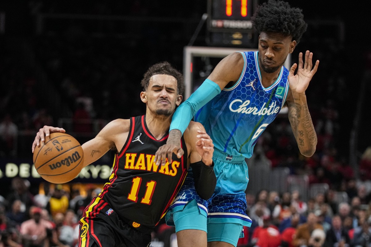 Hornets Beat Hawks October Rd Sports Illustrated Charlotte Hornets