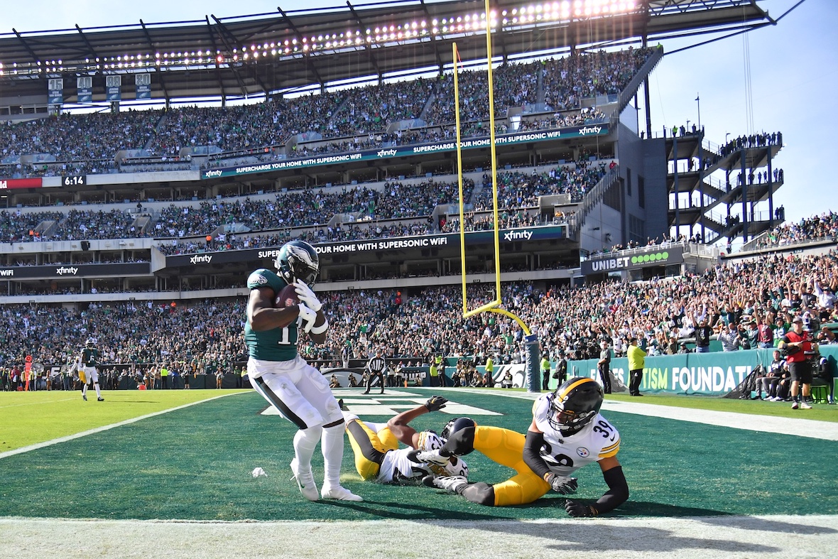 Pittsburgh Steelers Steamrolled By Undefeated Eagles Sports