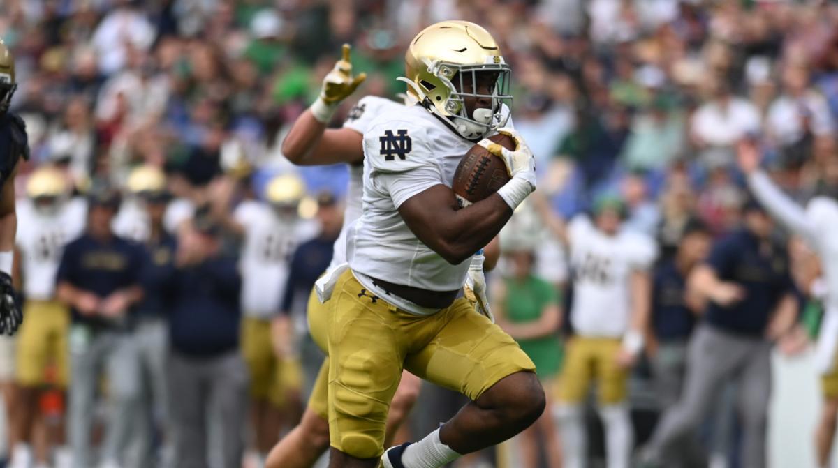 Upon Further Review Notre Dame Offense Was Up And Down Vs Navy