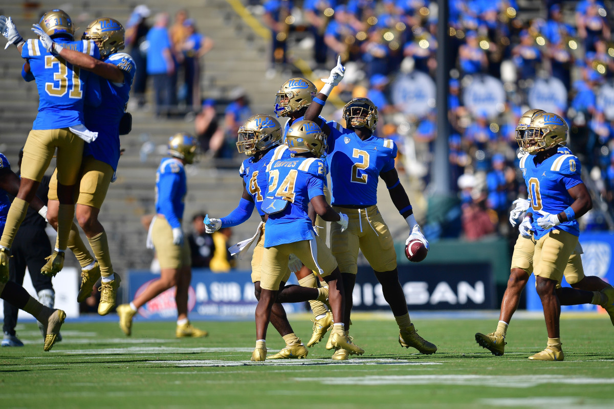 Ucla Football Why Standout Lb Is Excited For Unique Challenge Vs