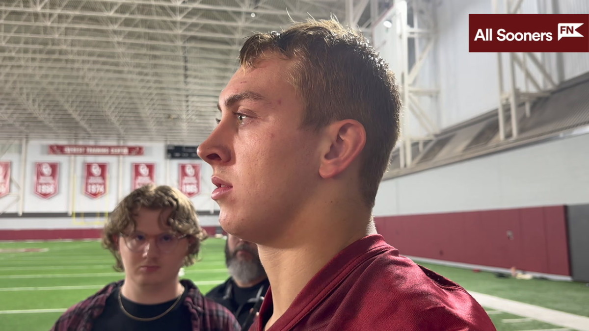 WATCH Oklahoma DE Ethan Downs Interview Sports Illustrated Oklahoma