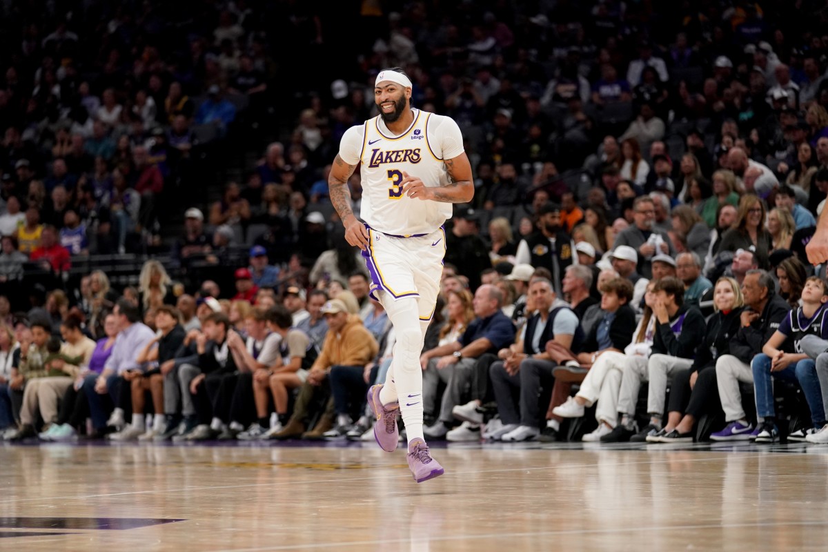 Anthony Davis Injury Status For Lakers Trail Blazers Game Fastbreak