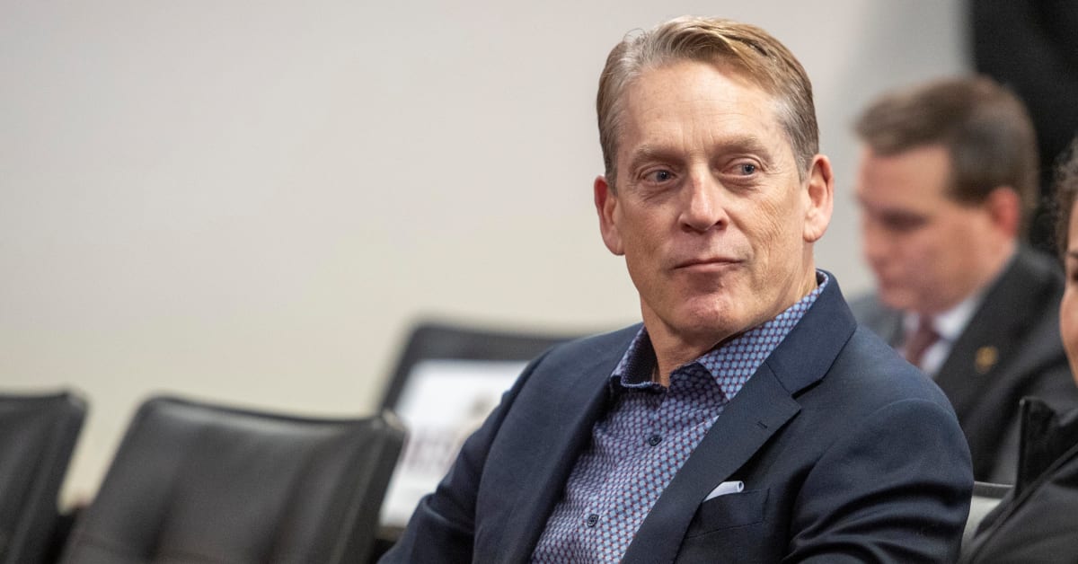 Jack Del Rio addresses team as fallout continues from 'dust-up