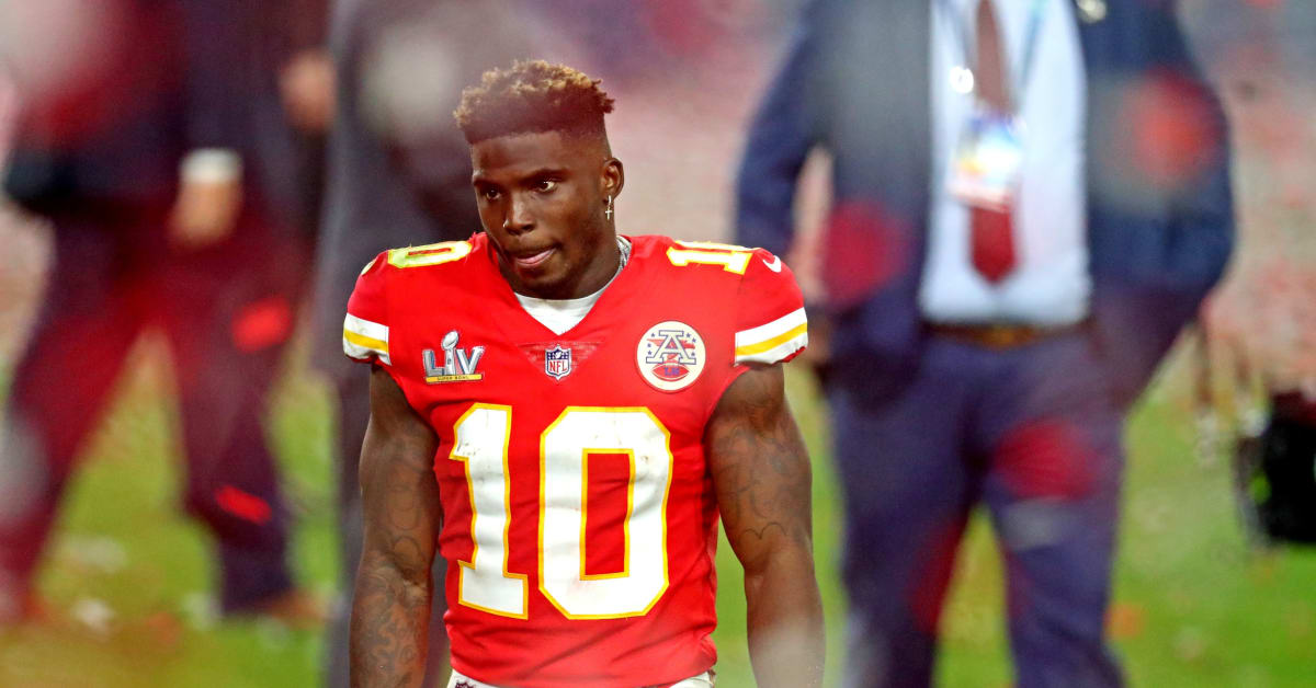 Report: KC Chiefs Trade Superstar WR Tyreek Hill to Miami Dolphins - Sports  Illustrated Kansas City Chiefs News, Analysis and More