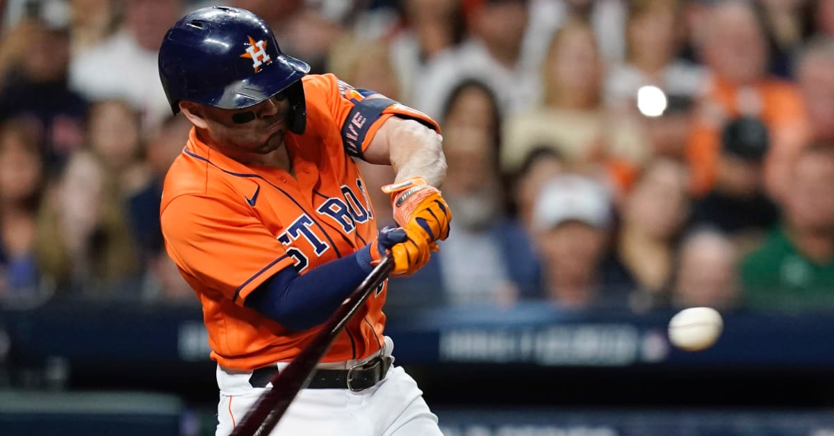 Astros welcome back Jose Altuve's bat in World Series Game 2 victory - The  Athletic