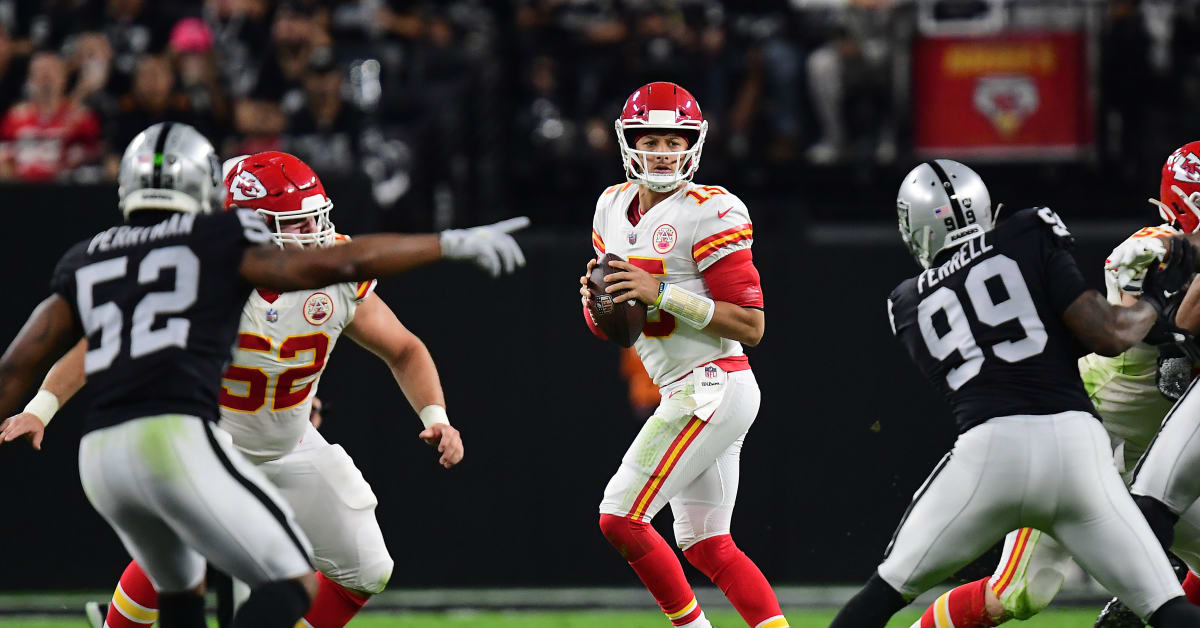 Kansas City Chiefs vs. Las Vegas Raiders: NFL Week 5 Preview and  Predictions - Sports Illustrated Kansas City Chiefs News, Analysis and More