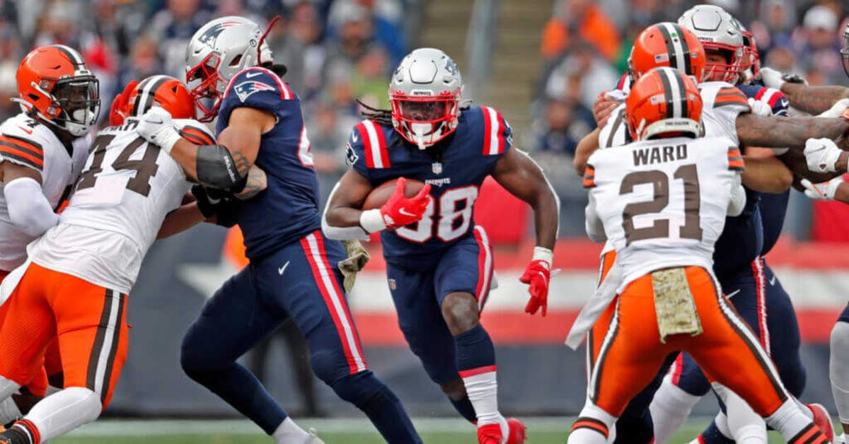 NFL Week 4 Winners and Losers: DeMeco Ryans's Texans Are Rolling, Bill  Belichick's Patriots Are Struggling - Sports Illustrated