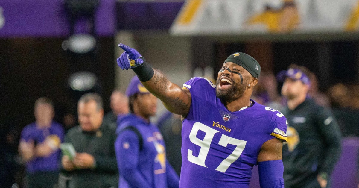 Vikings praise police for peaceful ending to Everson Griffen crisis