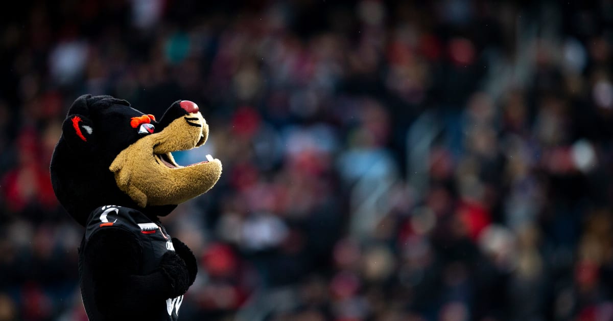 Look: Marquise Copeland Flashes Super Bowl Ring - All Bearcats