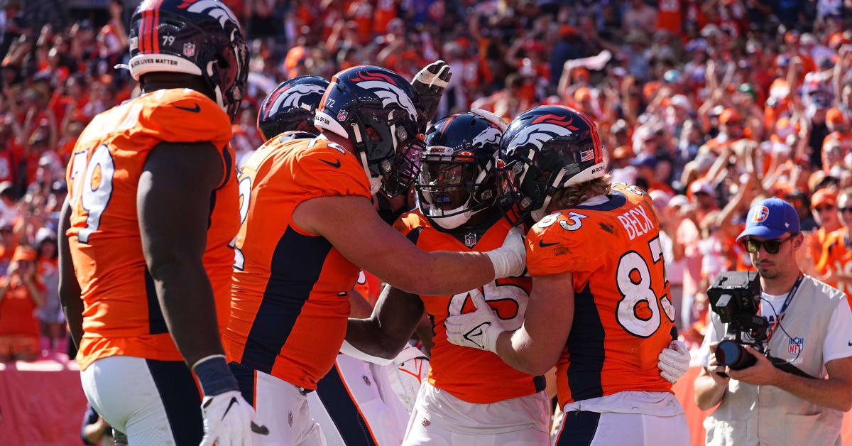 Denver Broncos TE/FB Andrew Beck has Stepped Outside his Comfort Zone in  Pursuit of Improvement - Sports Illustrated Mile High Huddle: Denver Broncos  News, Analysis and More