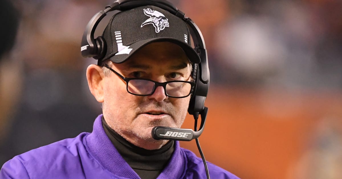 Don't let Mike Zimmer's Vikings contract be distraction in atmosphere thick  with them