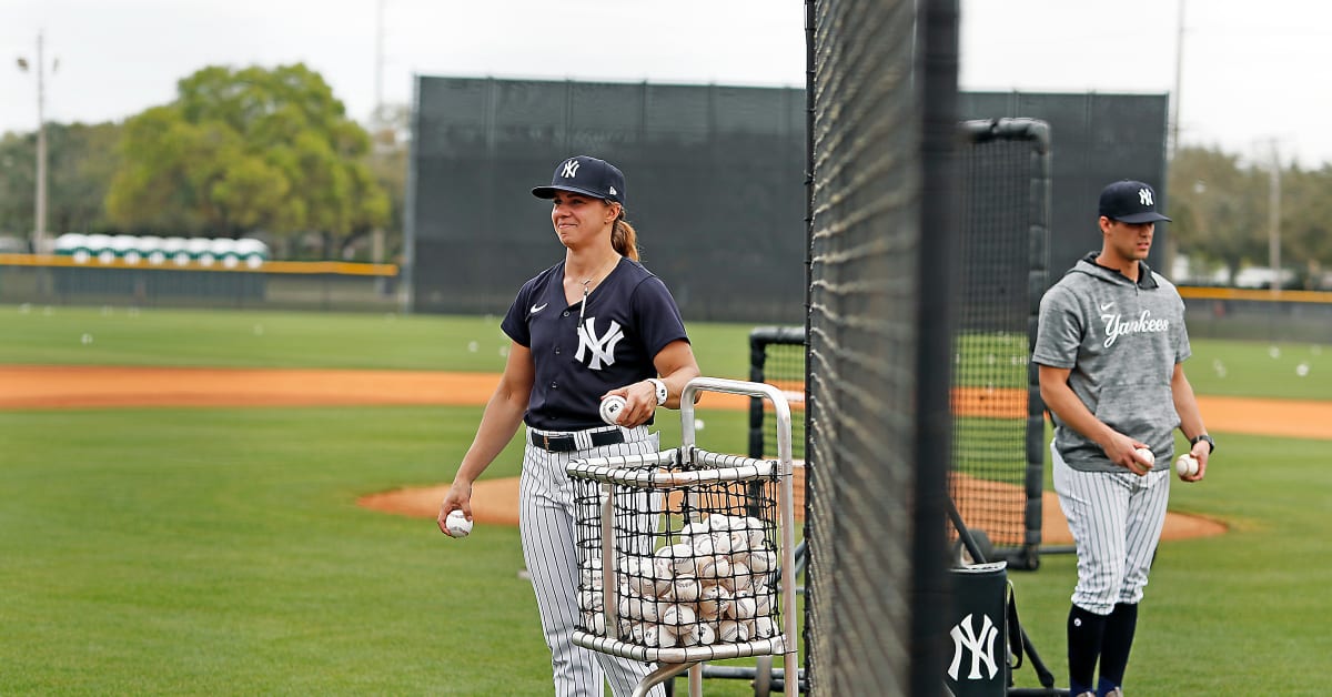 First female Yankees hitting coach describes her long journey to