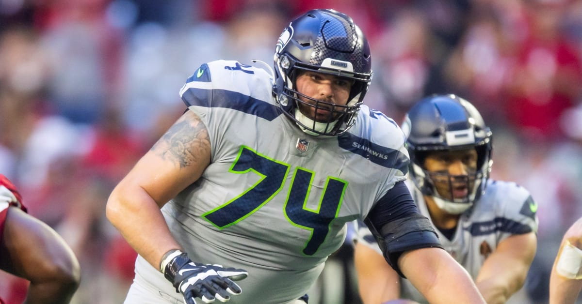 Ex Seattle Seahawks OT Jake Curhan Signs With Chicago Bears - Tracker -  Sports Illustrated Seattle Seahawks News, Analysis and More
