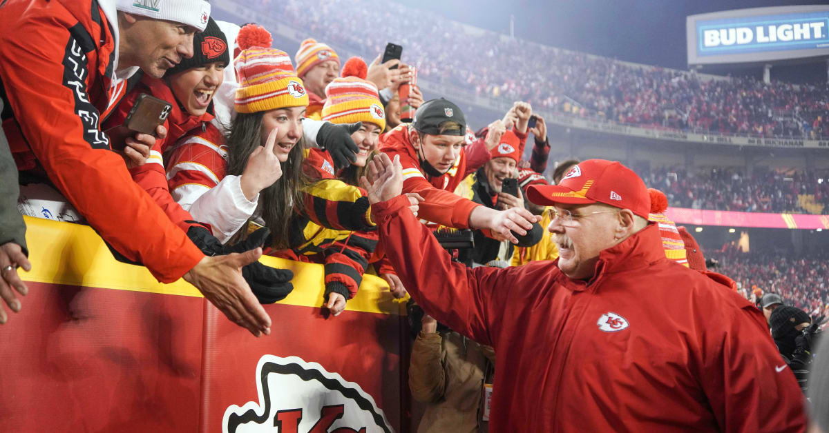 Bleacher Report Predicts 'Slight Backslide' for Kansas City Chiefs in 2022  - Sports Illustrated Kansas City Chiefs News, Analysis and More