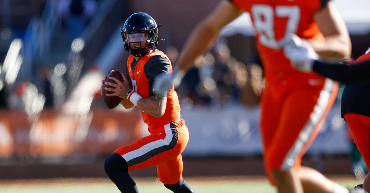 Pittsburgh's Kenny Pickett Records One Of Smallest QB Hand-Size Measurement  In Combine History - Steelers Depot