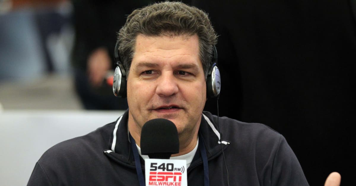 Mike Golic Sr. and Jessica Smetana will co-host weekly DraftKings podcast -  Sports Illustrated
