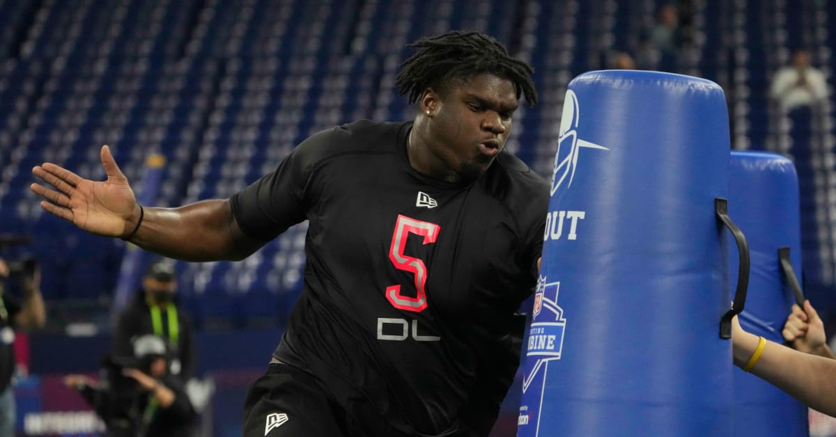 Athens to Atlanta: Does Former Georgia Bulldogs DL Jordan Davis Fit Atlanta  Falcons? - Sports Illustrated Atlanta Falcons News, Analysis and More