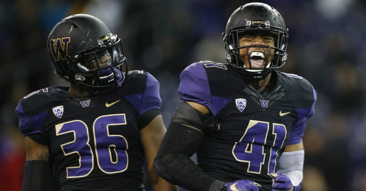 Former Husky Lb Travis Feeney Resurfaces As Usfl Draftee Sports Illustrated Washington Huskies 