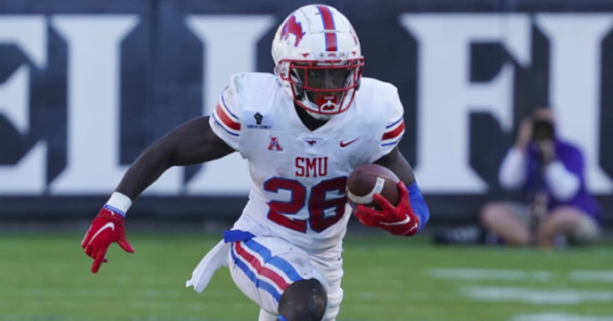 SMU football looking to build off successful 2021 offseason