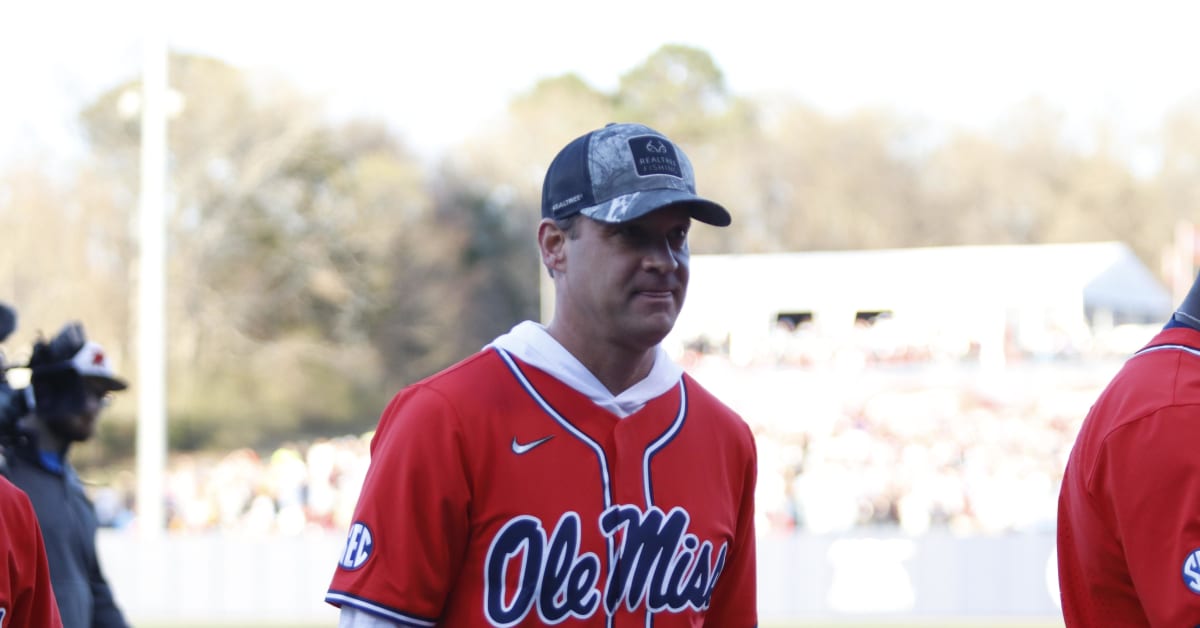 Ole Miss Coach Lane Kiffin Ranked In CBS Top 25 College Football ...