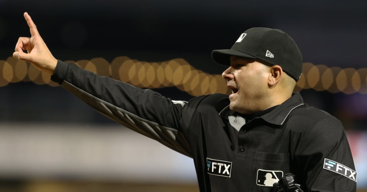 Dodgers news: MLB's first umpire announcement for replay reviews - True  Blue LA