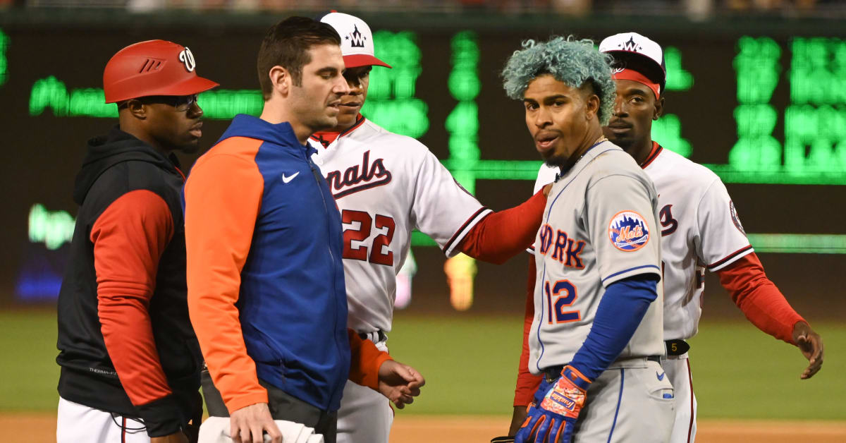 Mets' Francisco Lindor hit in the face by wild pitch, Nationals