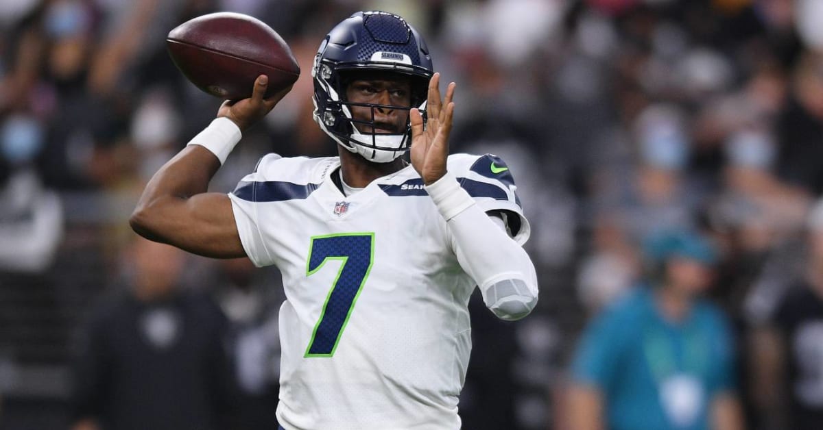 Seattle Seahawks Reward Geno Smith With Massive Extension, Get Flexibility  at QB - Sports Illustrated Seattle Seahawks News, Analysis and More