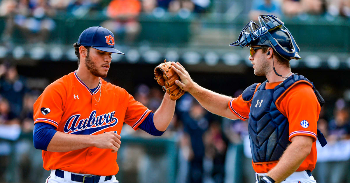 Auburn baseball opens season with sweep over Maine