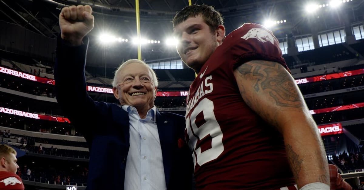 Hogs' John Ridgeway Headed to Dallas Cowboys - Sports Illustrated All Hogs  News, Analysis and More