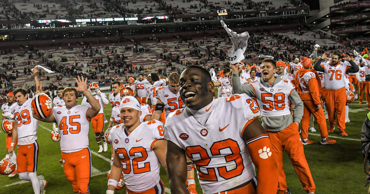 Minnesota Vikings select Clemson Tigers cornerback Andrew Booth Jr. with  No. 42 pick in 2022 draft