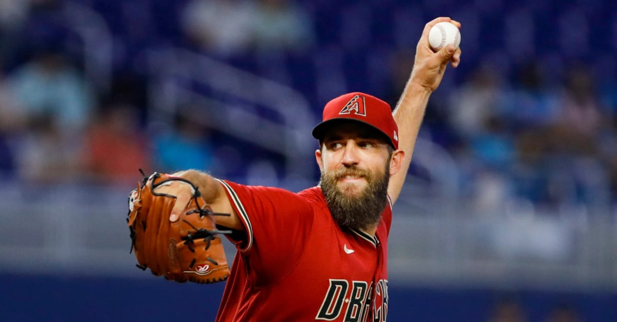 Diamondbacks' Madison Bumgarner ejected after just one inning