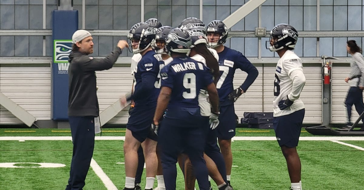 Observations from Day 3 of Seahawks rookie minicamp: QBs had 'a