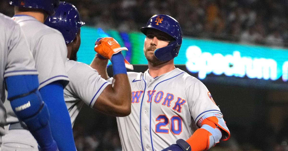 Pete Alonso's wife posts scary footage from his car accident