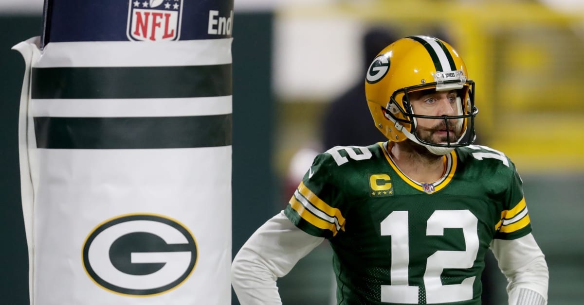 Analyst predicts Chicago Bears trade target lands with NFC North rival