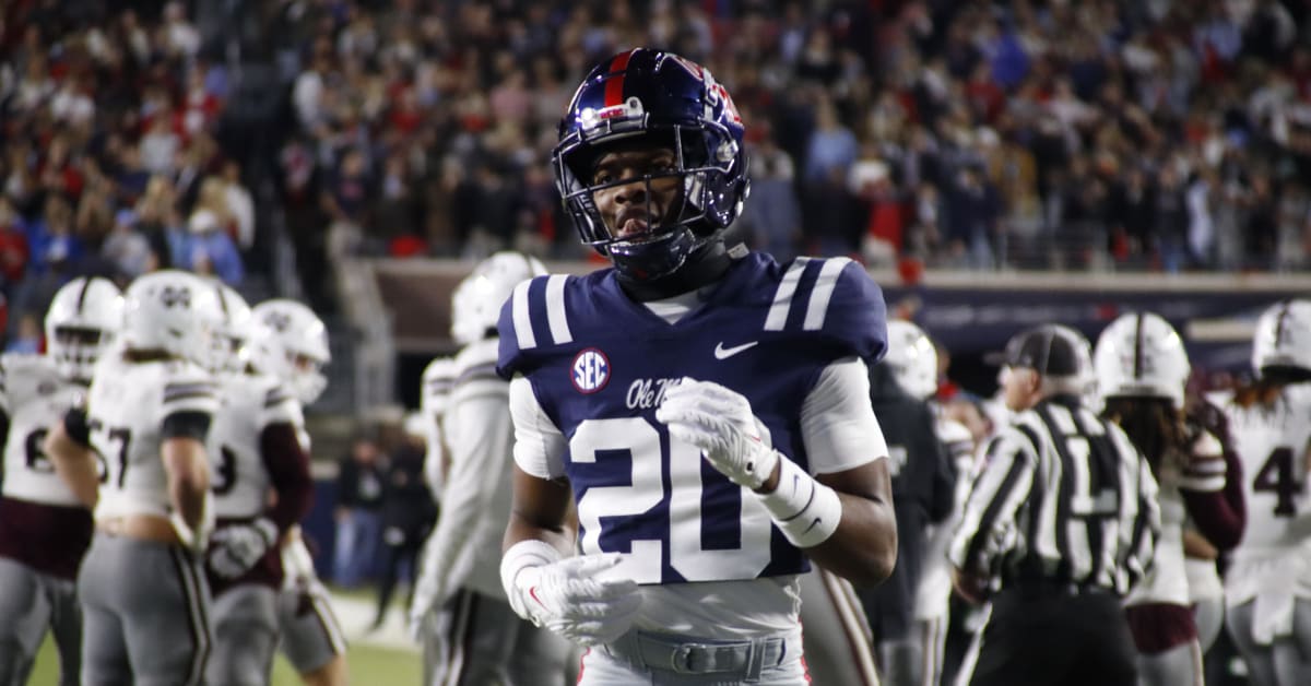 Ole Miss Rebels Cornerback Davison Igbinosun Enters NCAA Transfer