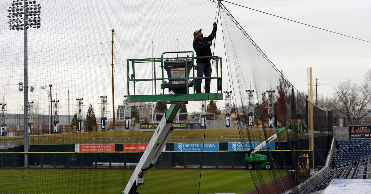 Washington Nationals extend protective netting at Nats Park