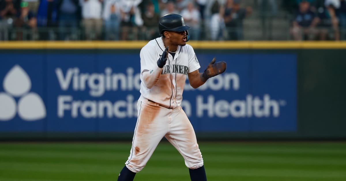 Julio Rodriguez, one of MLB's top prospects, makes Mariners Opening Day  roster