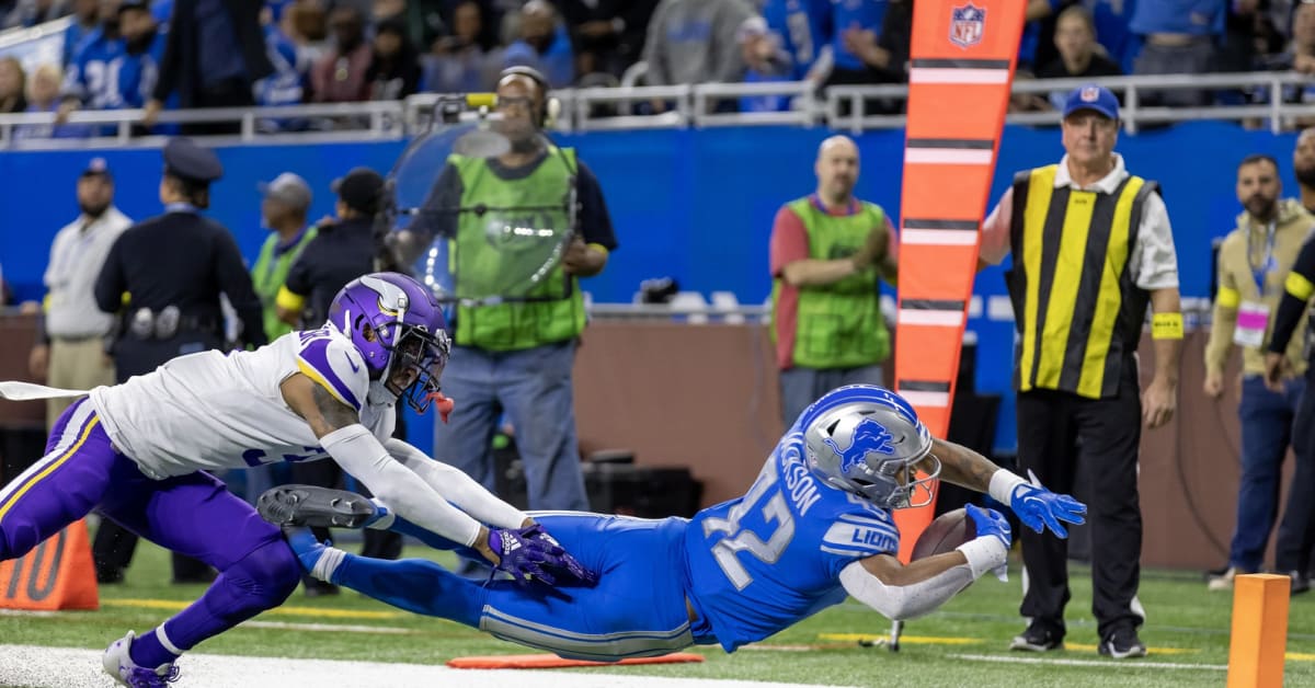 Lions at Vikings Game Center