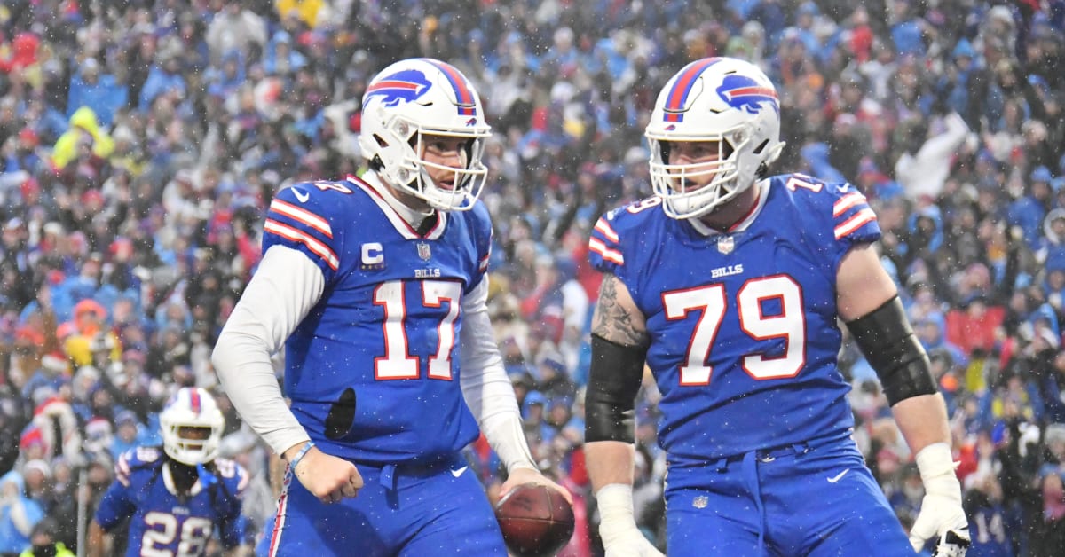 Bills' Josh Allen and Stefon Diggs troll the Dolphins in viral sideline  moment - A to Z Sports