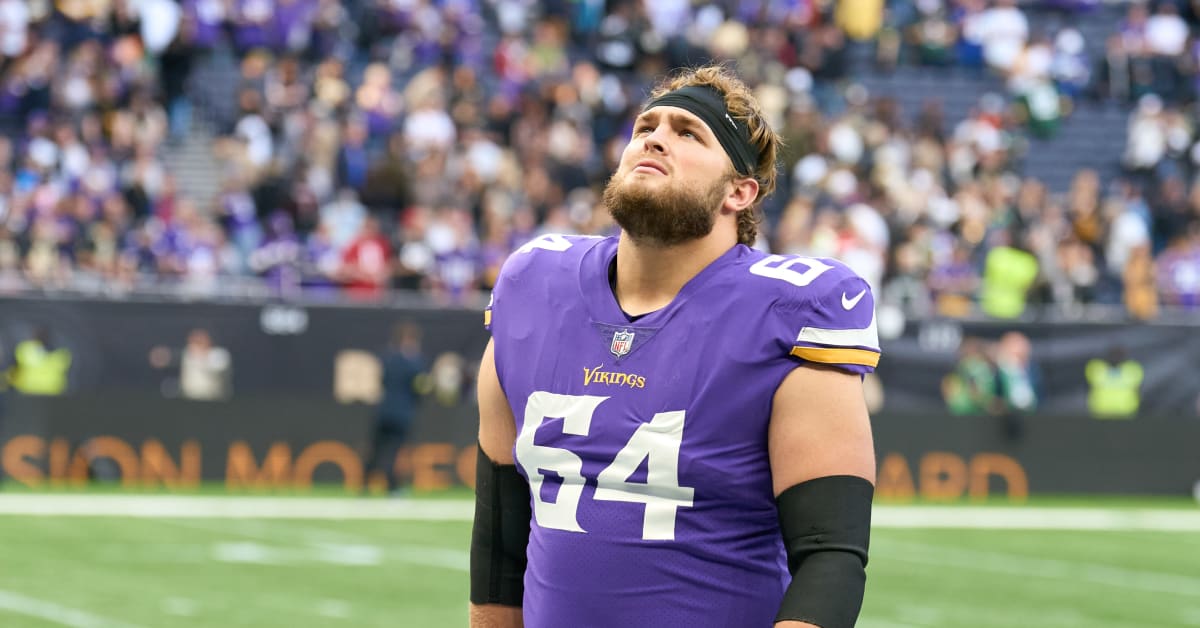 Minnesota Vikings offensive tackle Blake Brandel (64) blocks during the  second half of an NFL football game against the Arizona Cardinals, Sunday,  Oct. 30, 2022, in Minneapolis. (AP Photo/Abbie Parr Stock Photo - Alamy