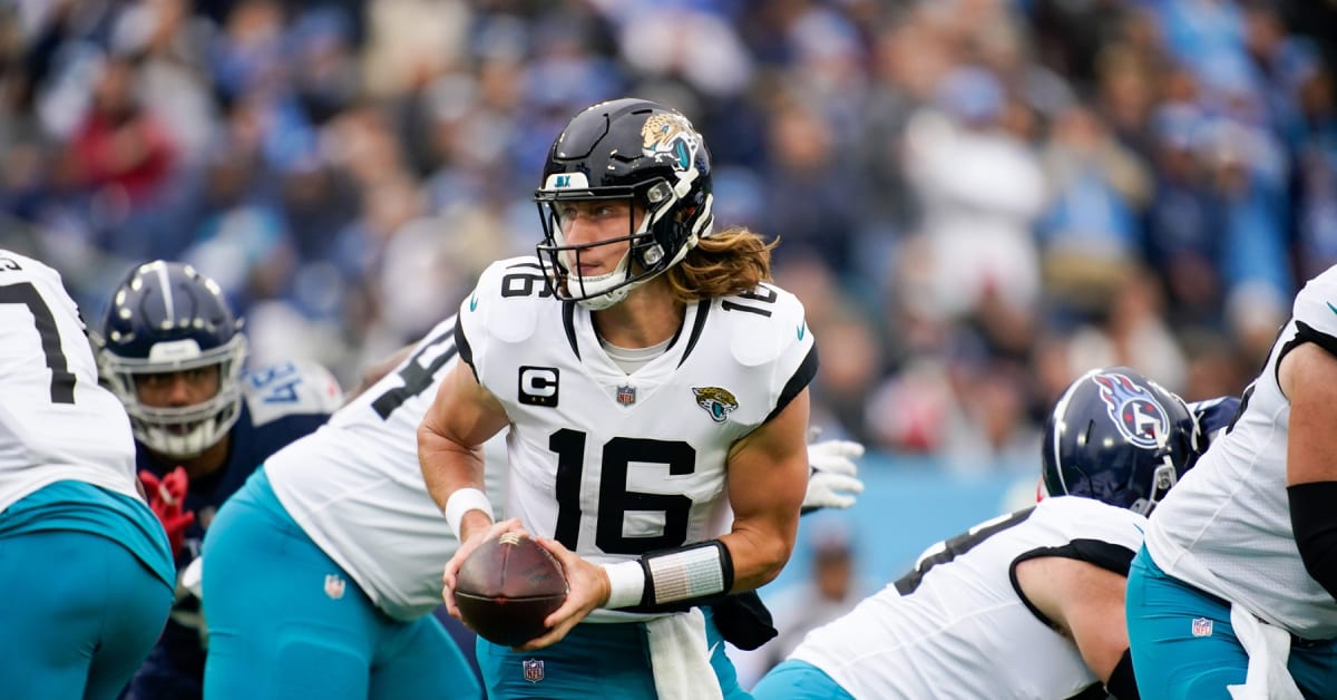 Trevor Lawrence overcomes four early picks, Jaguars eliminate