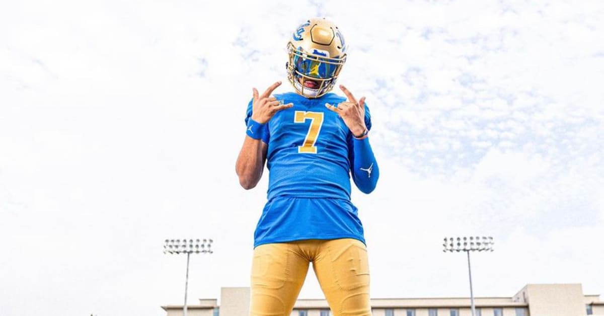 Josh Rosen declares for NFL draft, gives up last year of eligibility -  Daily Bruin