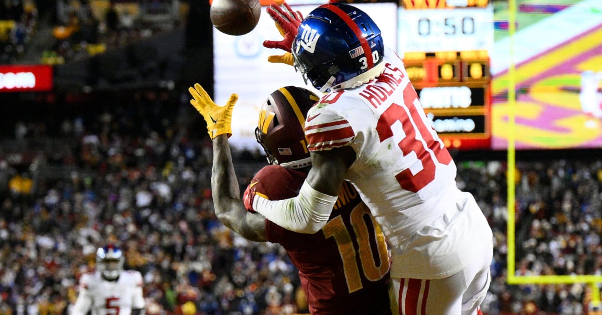 Officials Explain Two Crucial Non-Calls at End of Giants-Commanders Game -  Sports Illustrated New York Giants News, Analysis and More