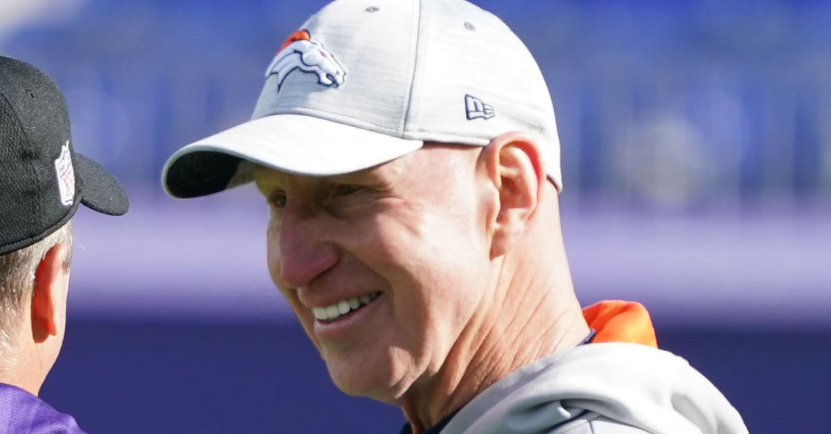 Broncos name Jerry Rosburg as interim head coach after parting